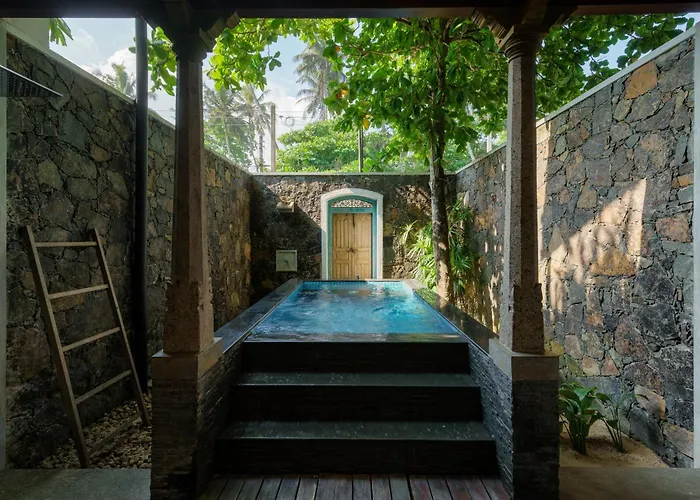 Royal Indigo Villa Unawatuna